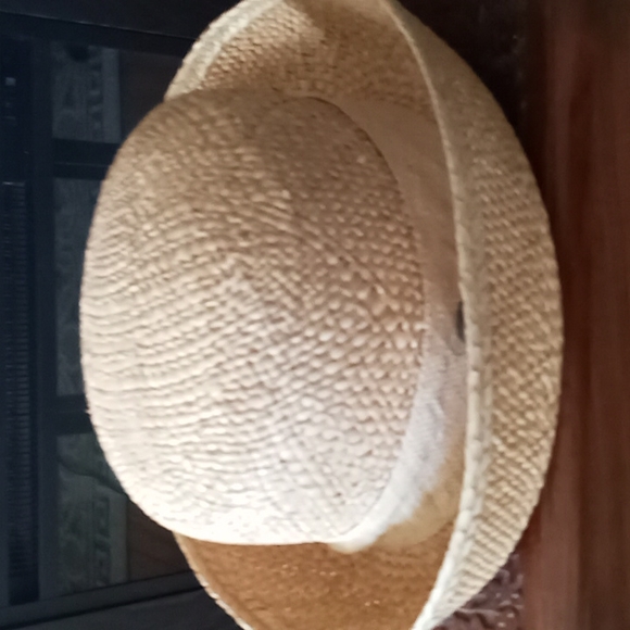 Straw hat - Picture 2 of 4